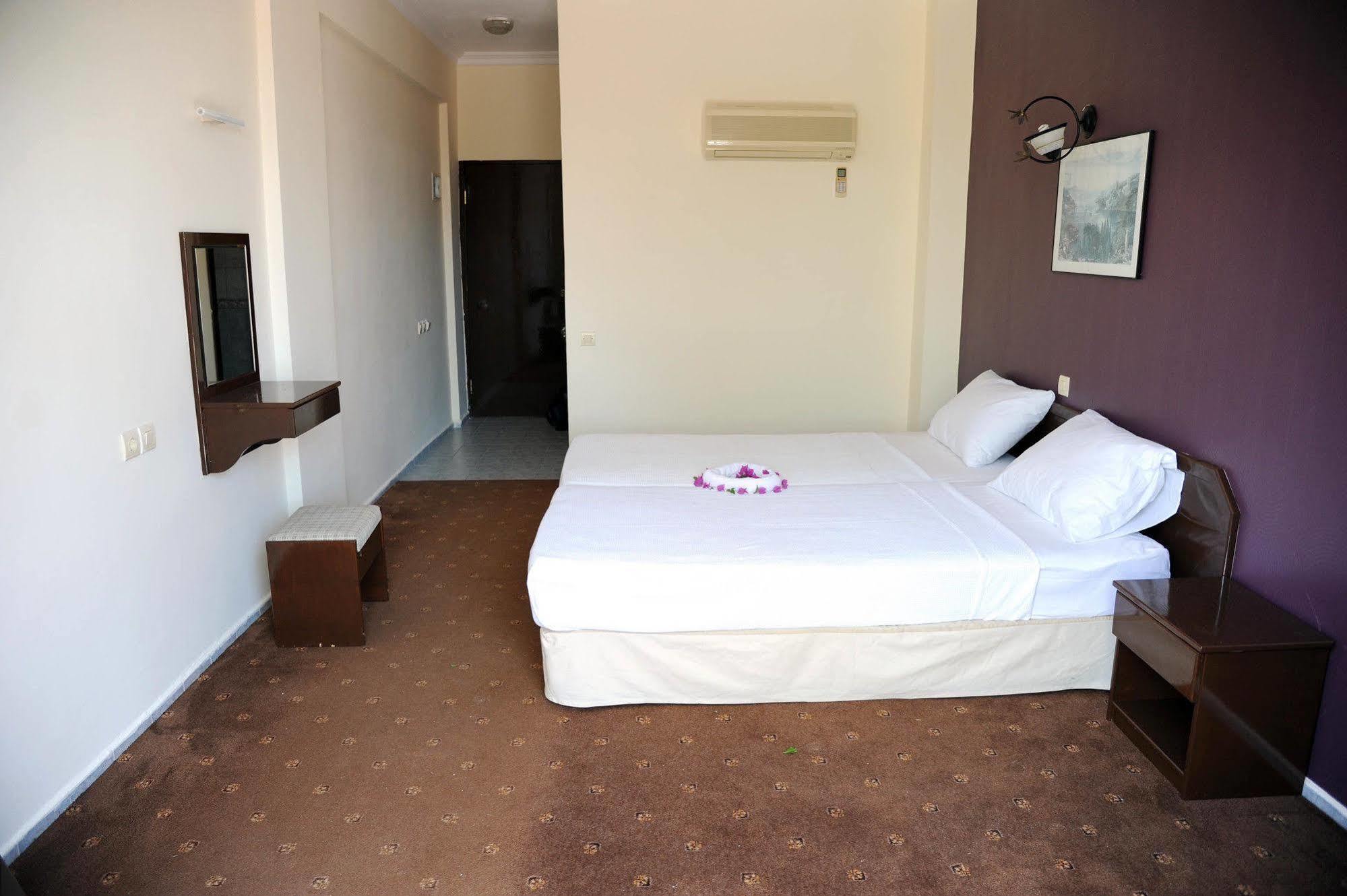 Ilimyra Hotel Çamyuva 外观 照片